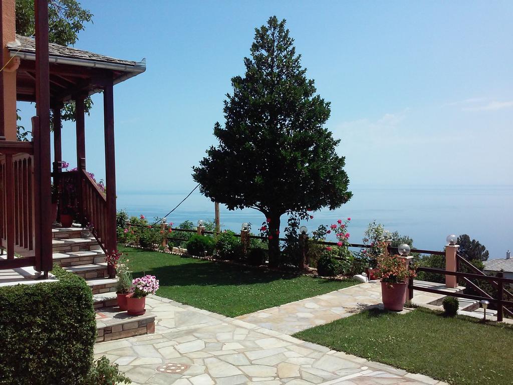 Hotel Alkmini Áyios Dhimítrios Esterno foto