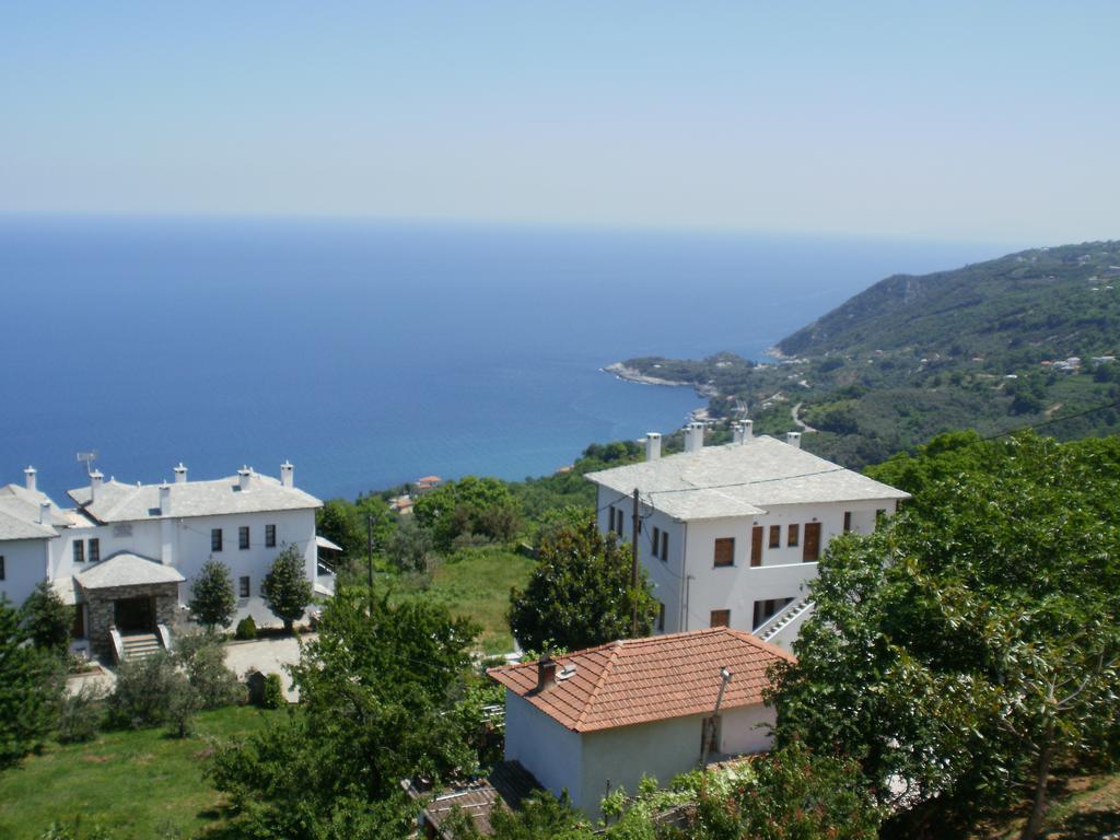 Hotel Alkmini Áyios Dhimítrios Esterno foto